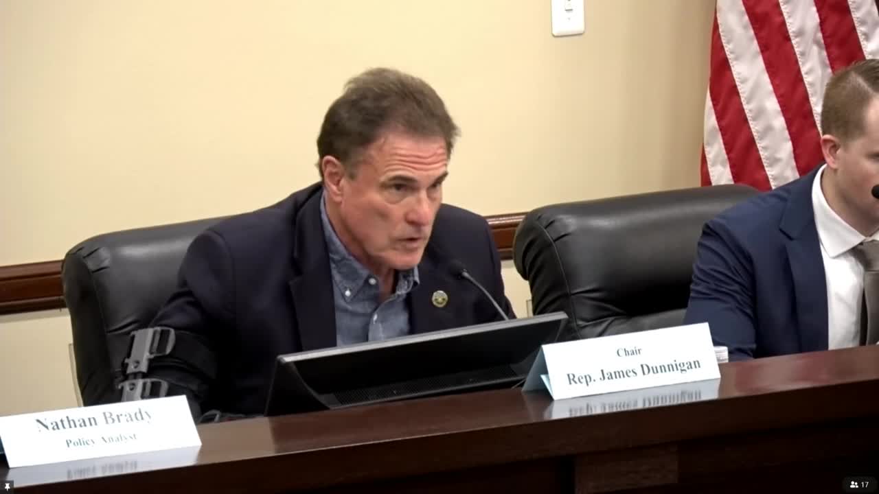 Committee hears bill to allow smaller residential lots in urban areas; no vote