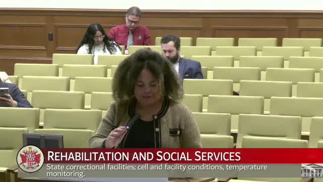 Committee advances bill limiting shackling of pregnant inmates in local jails