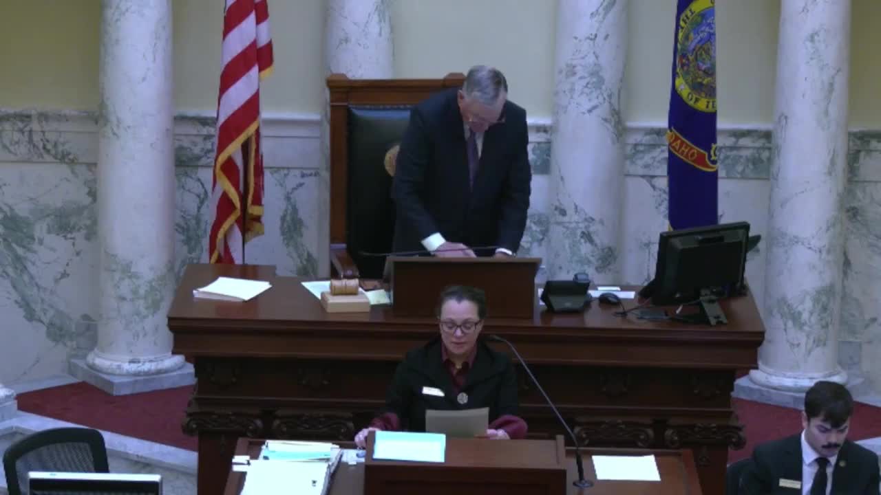 Senate adopts recommendation for Robert Bloom to Aeronautics Advisory Board