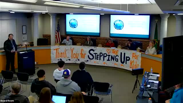 Sumner High School football team celebrates first state championship in 47 years