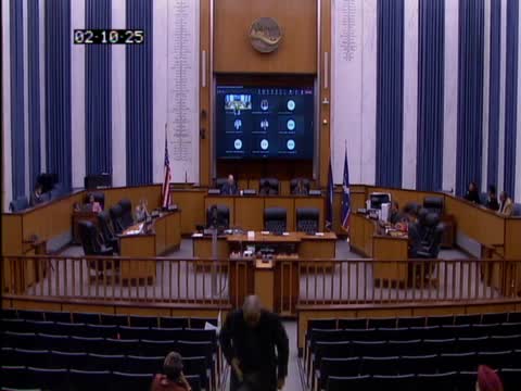 Richmond City Council delays several consent items; Councilor Bridal requests two‑week continuance