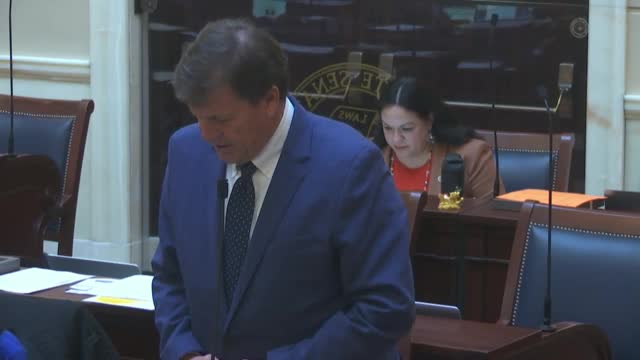 Senate advances environmental quality bill adding five-year sunset for certain nonhazardous waste liner requirements