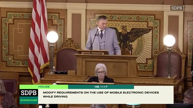 House rejects bill that would have tightened handheld‑device restrictions while driving