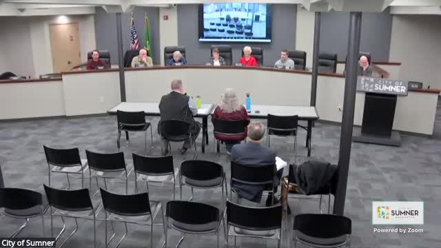 Council reviews plans for new operations facility funding after golf course sale