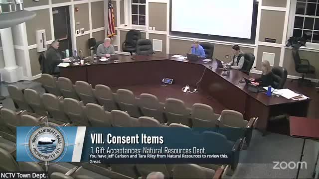 Select Board accepts $65,000 gift to fund island eelgrass management plan