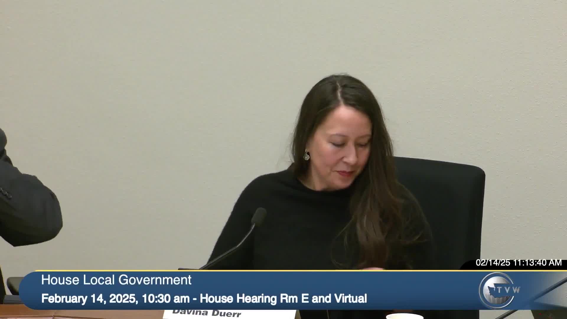 Local Government Committee reports out bills on trails, WUI code, embodied carbon, planning deadlines and alarms; votes recorded