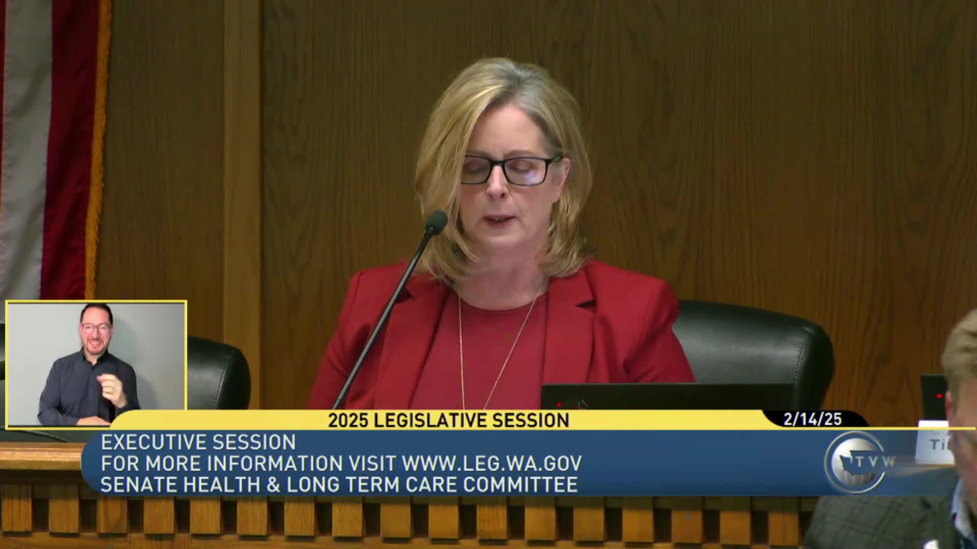 Committee advances substitute to clarify limited clinical-experience license for international medical graduates