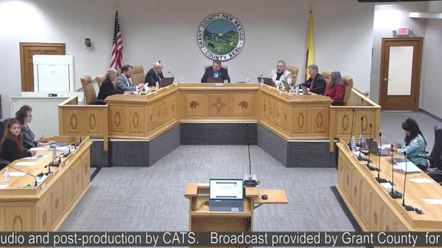 Daryl Smith advocates for tougher penalties on barking dog ordinance at Grant County meeting