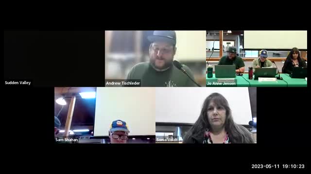 General manager updates members on marina reorganization, access problems and pool season