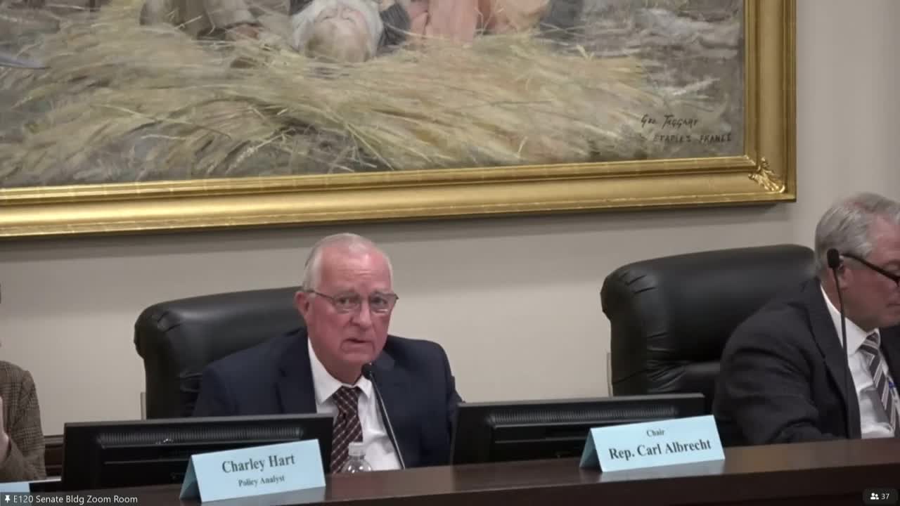 Committee advances bill clarifying vesting and expansion rules for critical infrastructure materials amid debate