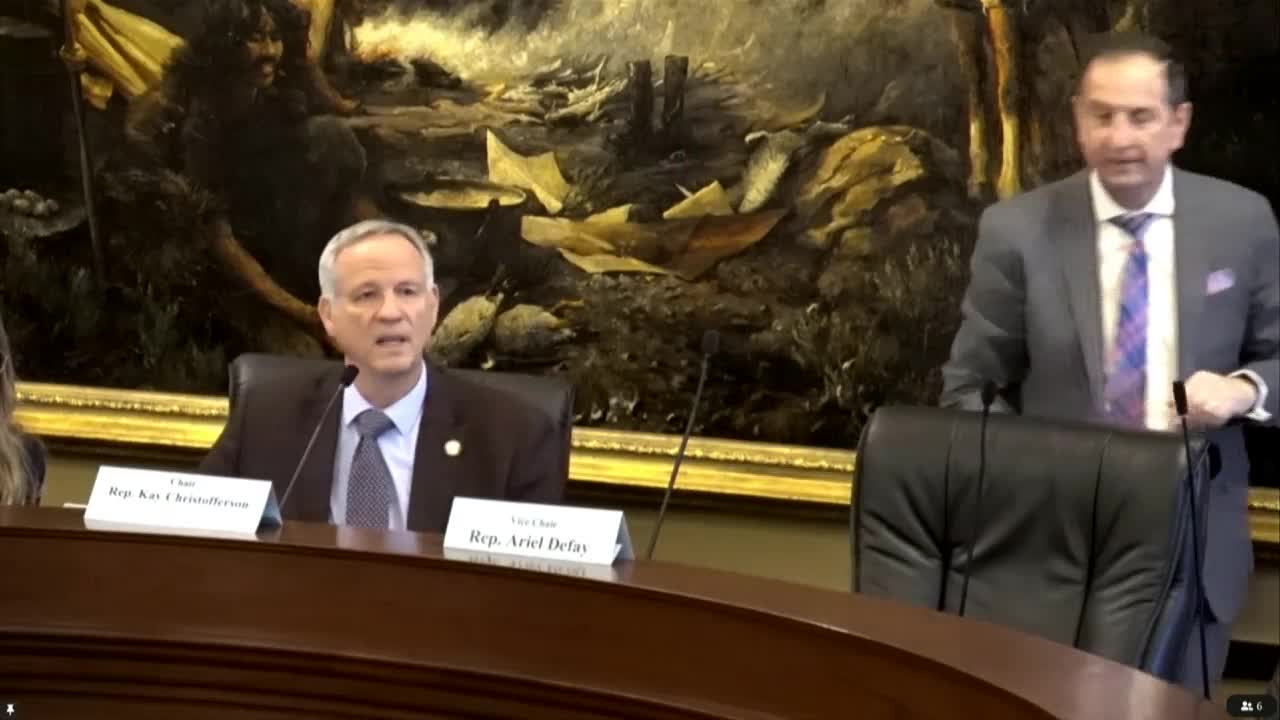 Transportation committee adopts third substitute to HB349, directs health department to convene stakeholders on state website links