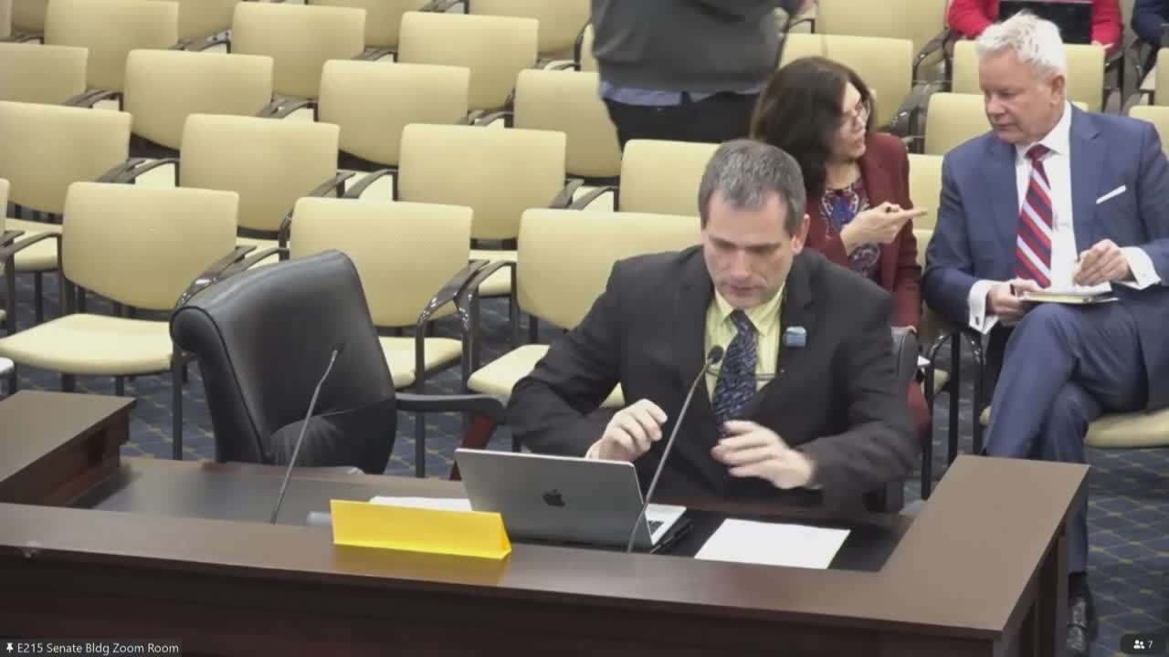 Committee advances bill to classify some quadplexes as residential, lowering construction costs