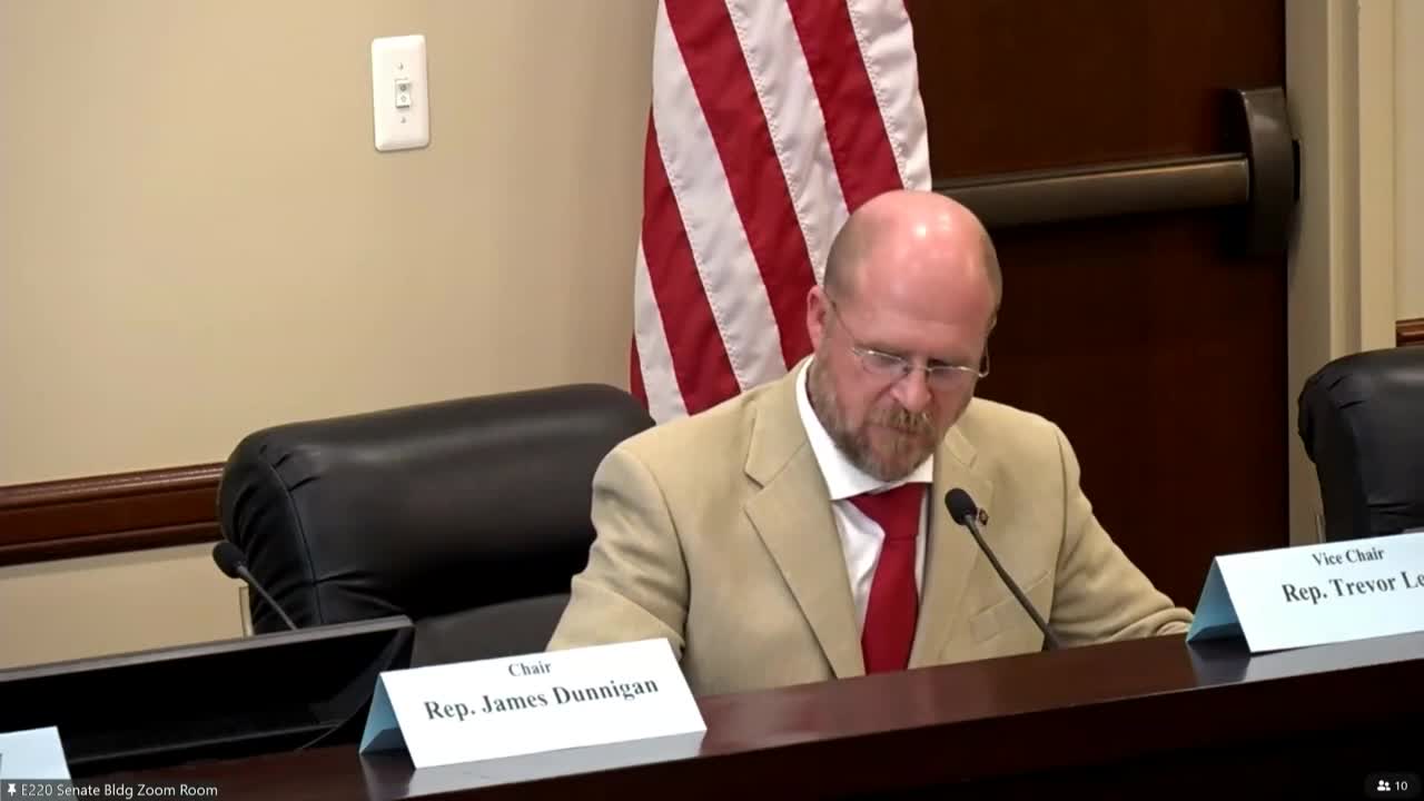 Committee approves HB103 to record and preserve local access over class D roads on state lands