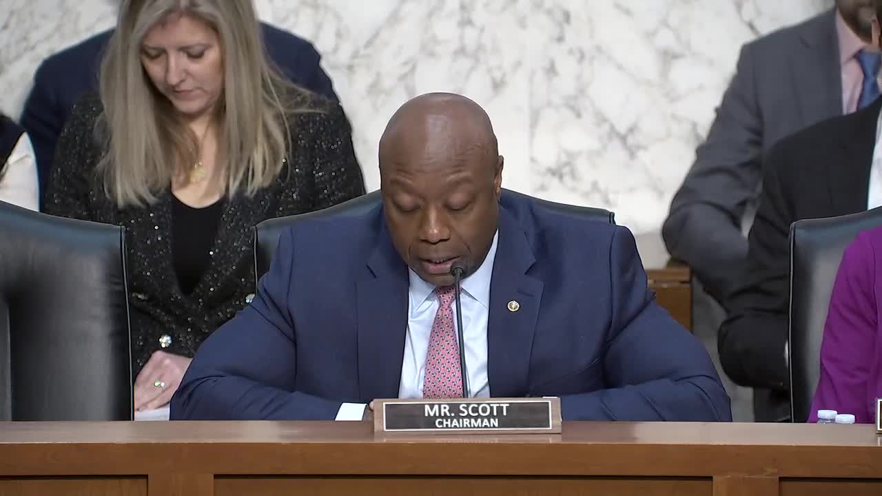 Lawmakers question accountability after Silicon Valley Bank's historic failure