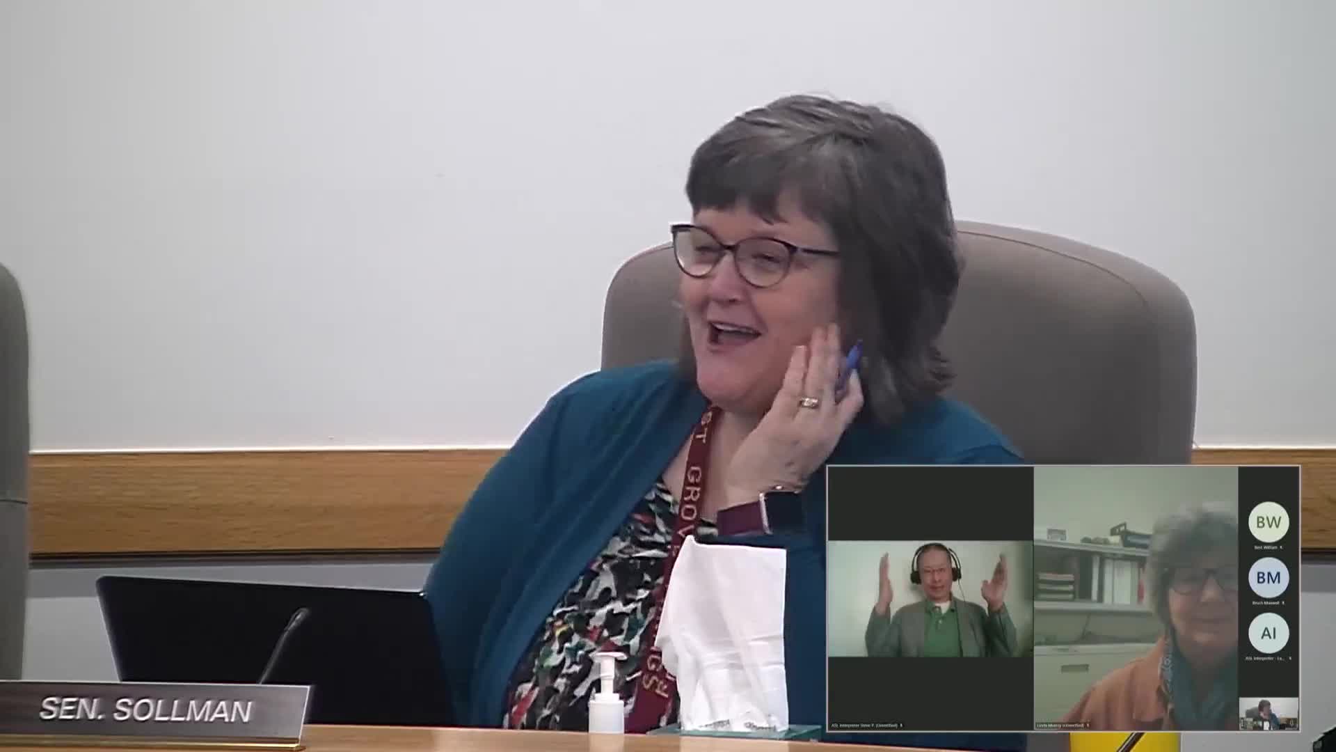 Oregon committee discusses equitable salary plans for diverse school districts