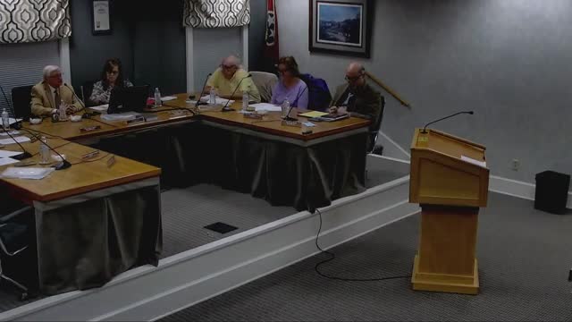 Joe Bradford challenges selective enforcement of free speech at city council meeting