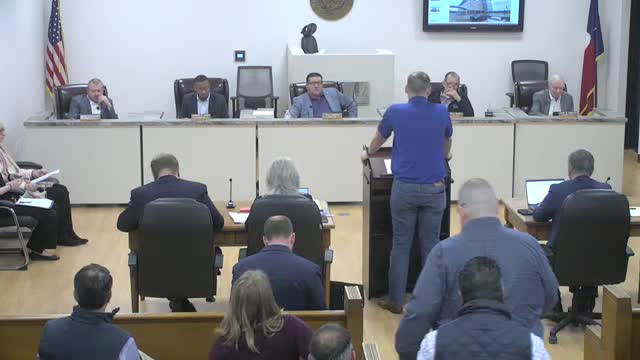 Waller County approves Cameron Prairie development agreement permitting 40‑foot lots and funding road work, parks and signal improvements