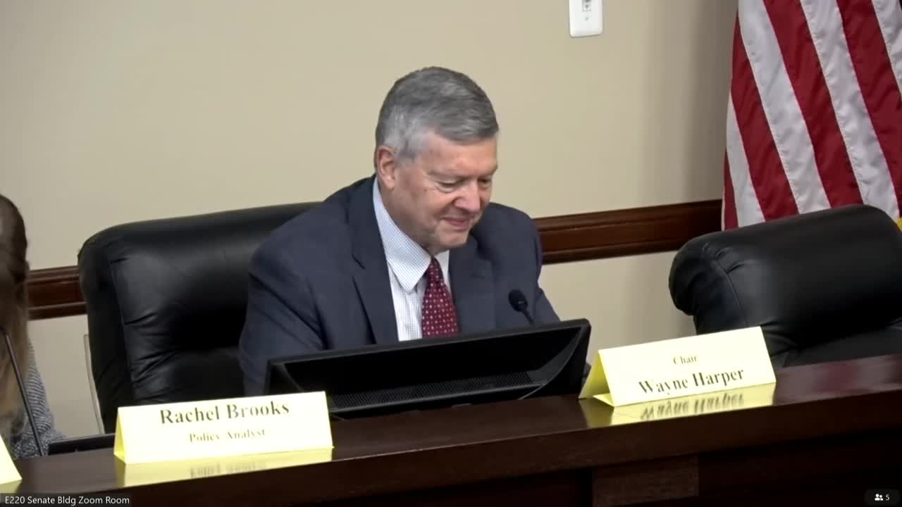 Committee advances bill encouraging advanced transmission technologies to ease grid congestion