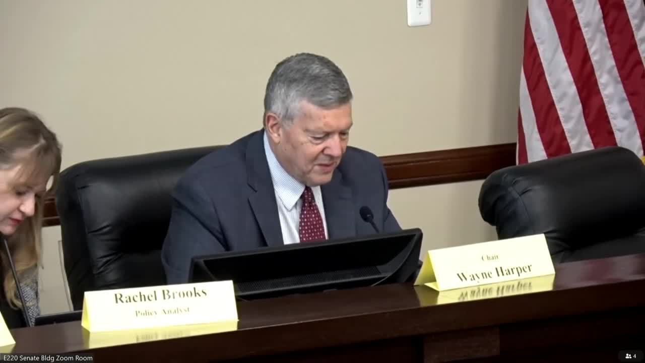 Committee advances motorcycle safety bill that raises fine but waives it if rider obtains endorsement