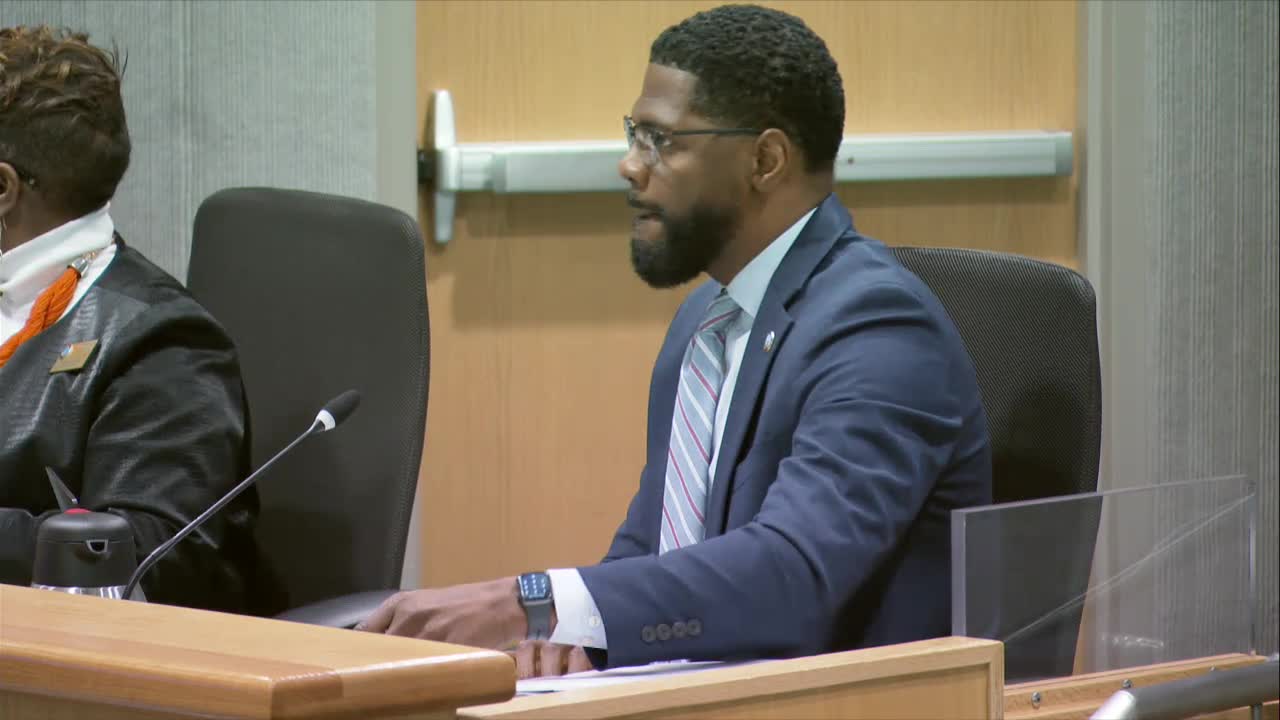 Board initiates comprehensive-plan amendment for 41-acre Haymarket Crossing site; planners to review rezoning for active-adult housing