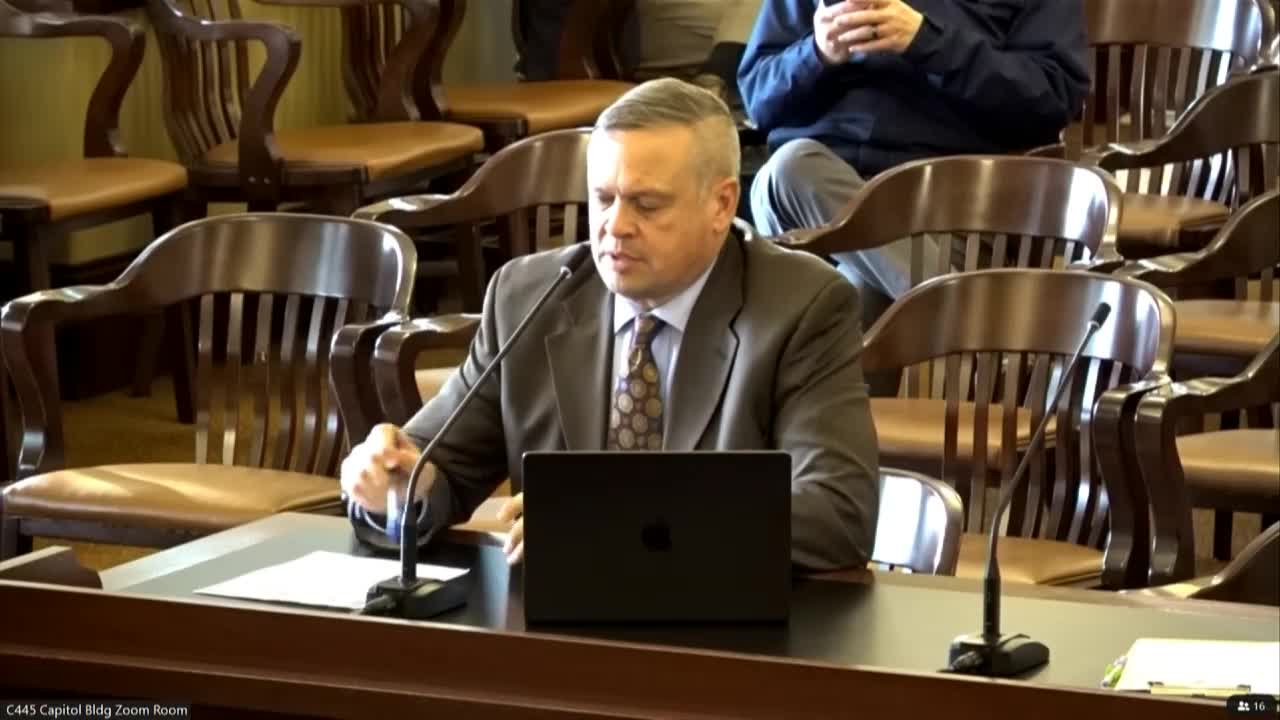 Committee sends modest expansion of child tax credit to floor, 5–3