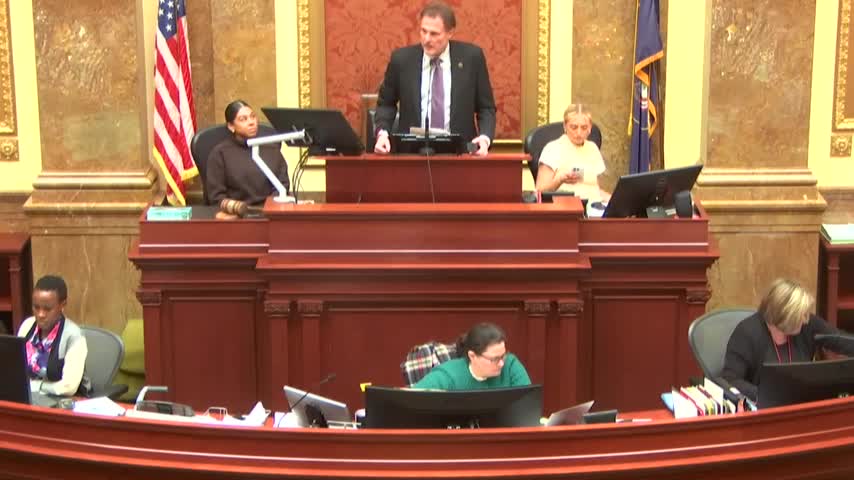 House rejects change to cohabitant definition after amendment; bill fails