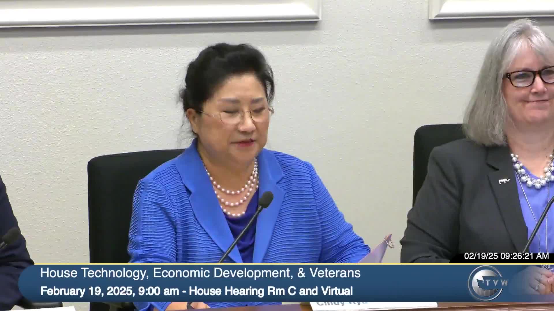 Washington House committee advances aviation and supply chain legislation