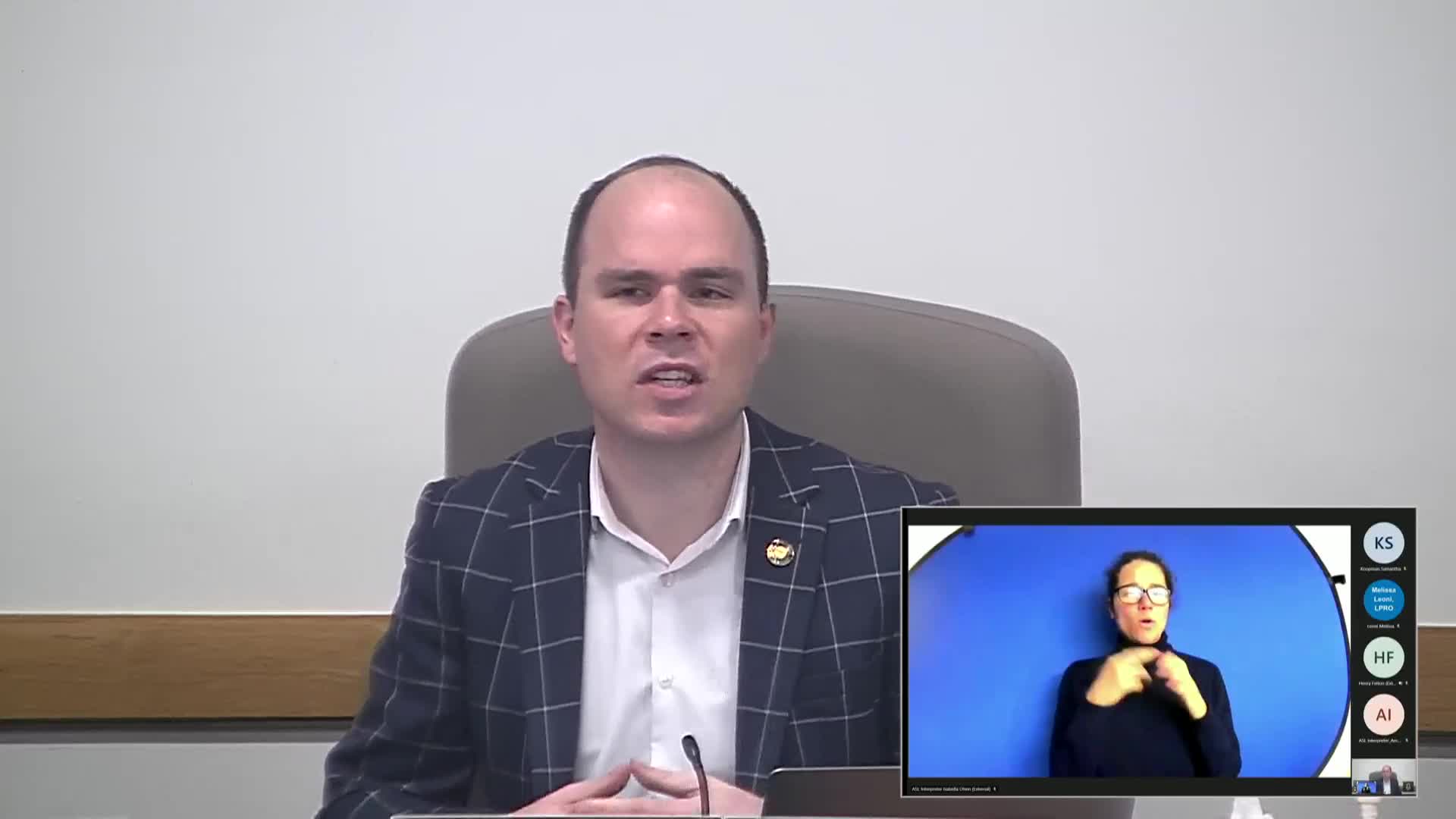 Oregon House Resolution 3 honors black drag performers during Black History Month