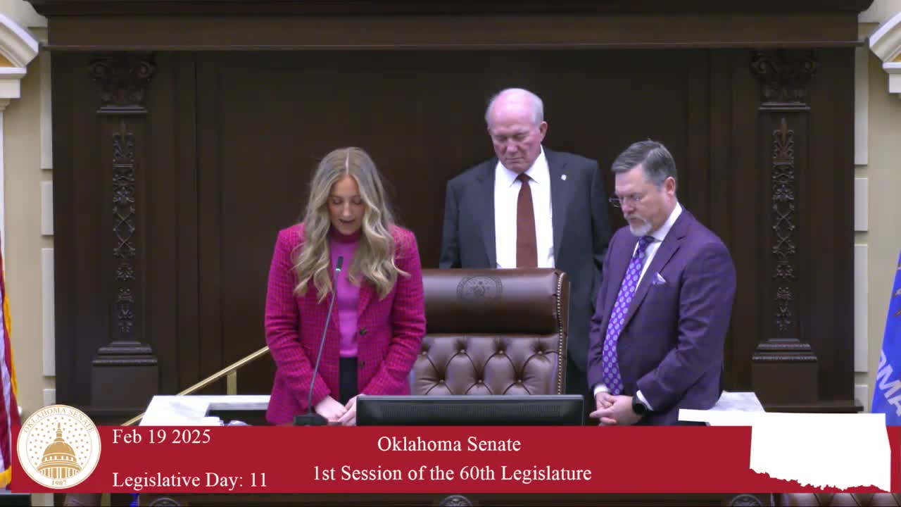 Oklahoma leaders express gratitude for first responders during prayer ceremony