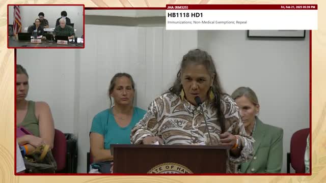 Michelle Ramos opposes vaccination mandates citing risks for her immunocompromised daughter