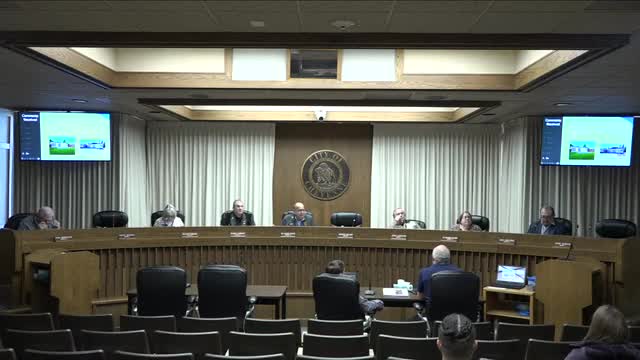 Planning staff outlines multiple UDC amendments: landscape code, housing rules, lot standards and block‑length exceptions