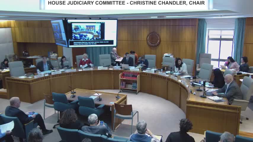 House committee advances bill requiring lobbyists to disclose employers and bill positions during session