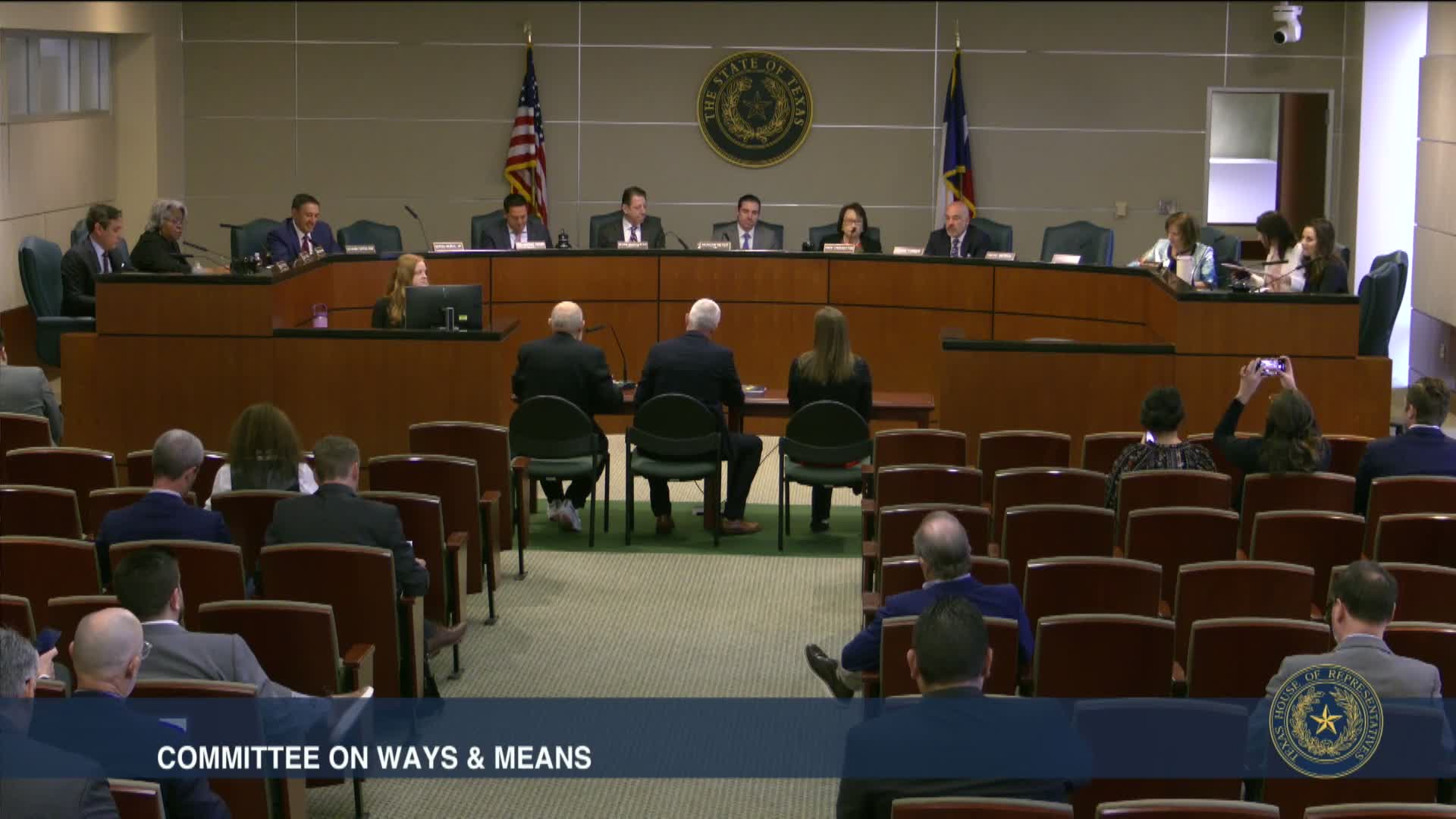 Comptroller: Texas has $194.6 billion available for 2026–27; oil severance taxes will boost general revenue due to ESF cap