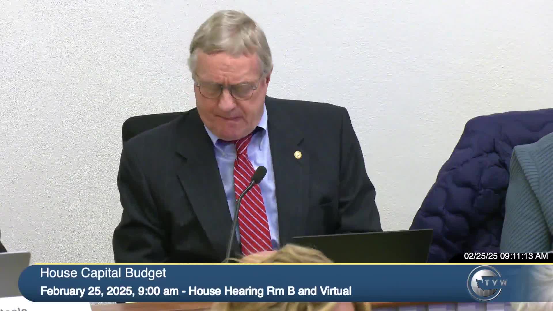 Committee hears bill to require embodied-carbon reporting and reductions for large buildings