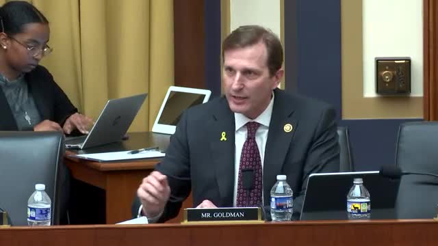 Republicans push to redefine American citizenship amid immigration debate