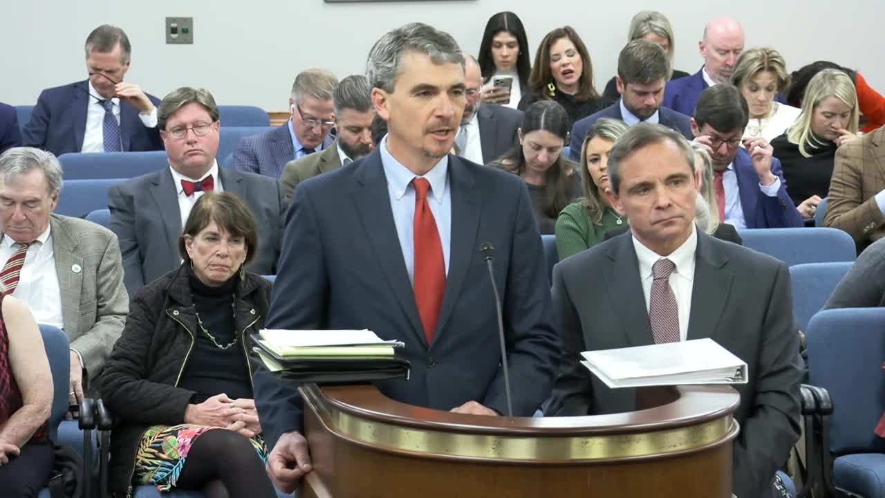 Senator Massey questions medical malpractice standards in hearing