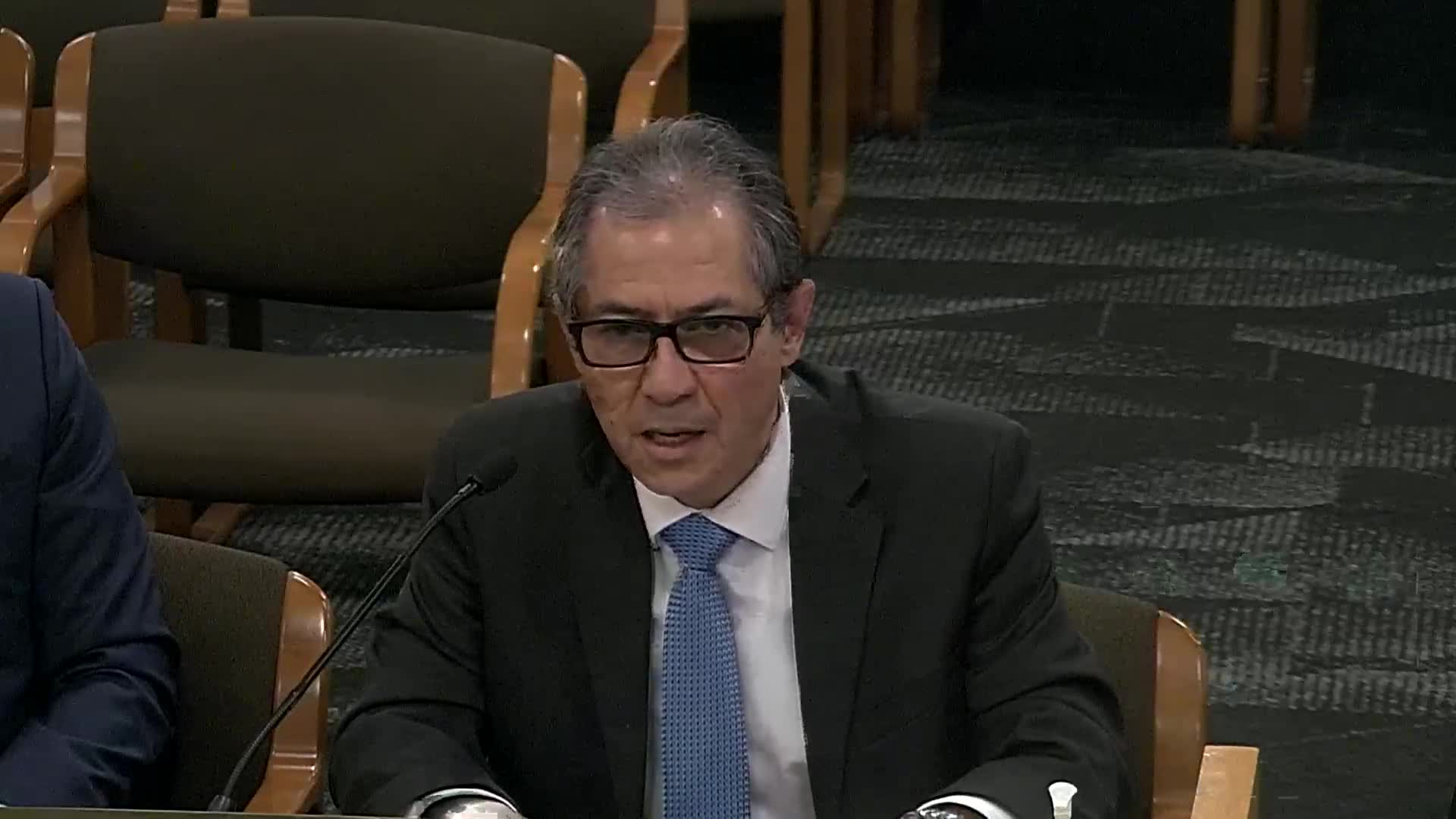 Consul highlights growing Oregon Mexico trade and tourism ties at state Capitol