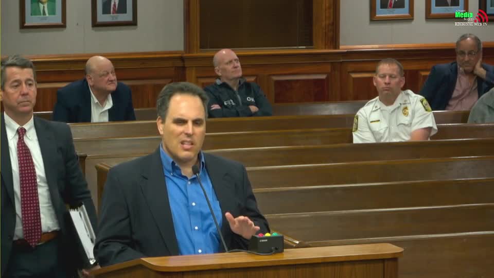 Council debates pedestrian path amid concerns for 606 Biscay West project timing