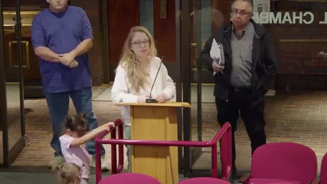 Yuba City residents protest reducing distance for new car wash near homes