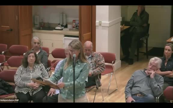 Woodside residents express concerns over Measure A and parking lot plans