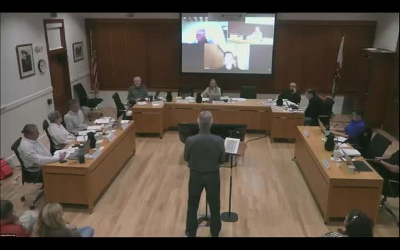 Woodside Town Council discusses parking expansion and community concerns