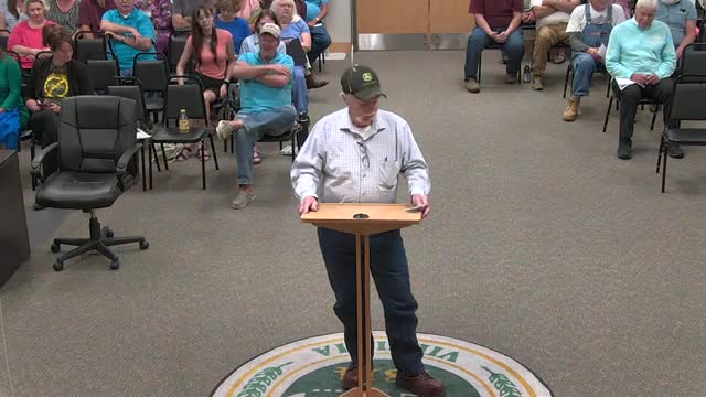 Scott County residents express concerns over rising taxes and budget management