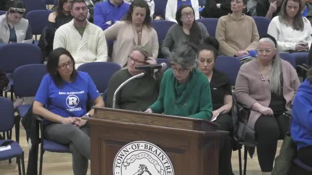 Braintree parents rally to save Ross School amidst redistricting concerns