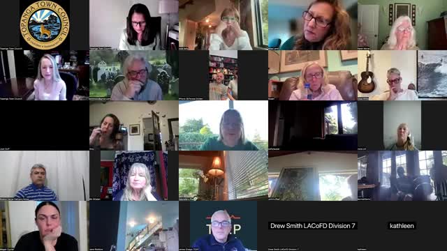 Topanga officials outline evacuation strategies and community drill for fire preparedness