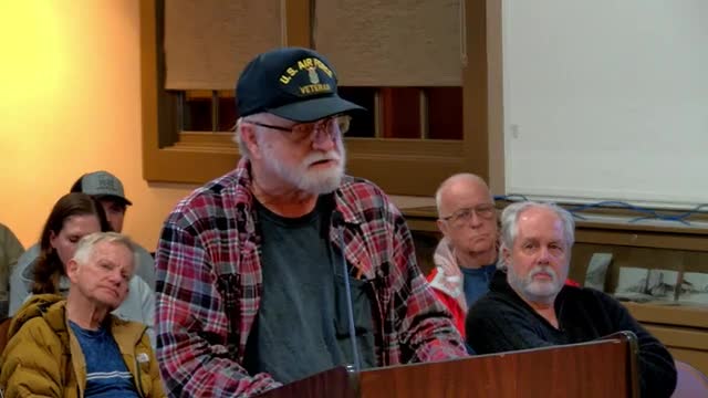 Residents urge Loomis officials to address traffic and growth concerns