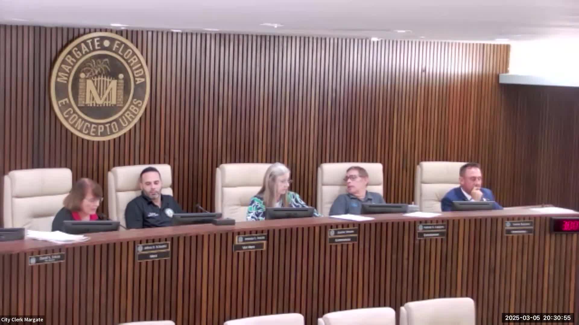 City officials address unresolved food vendor compliance issues ahead of circus opening
