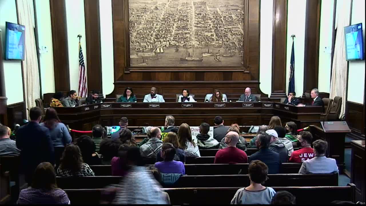 Council clears planning items, approves parking‑reduction conversion and vending ordinance; votes at a glance