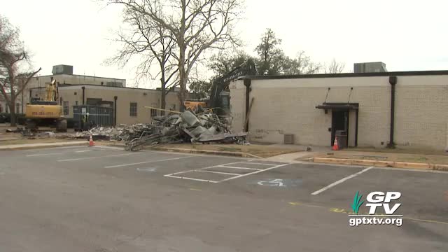 Grand Prairie demolishes old City Hall for Downtown redevelopment plan