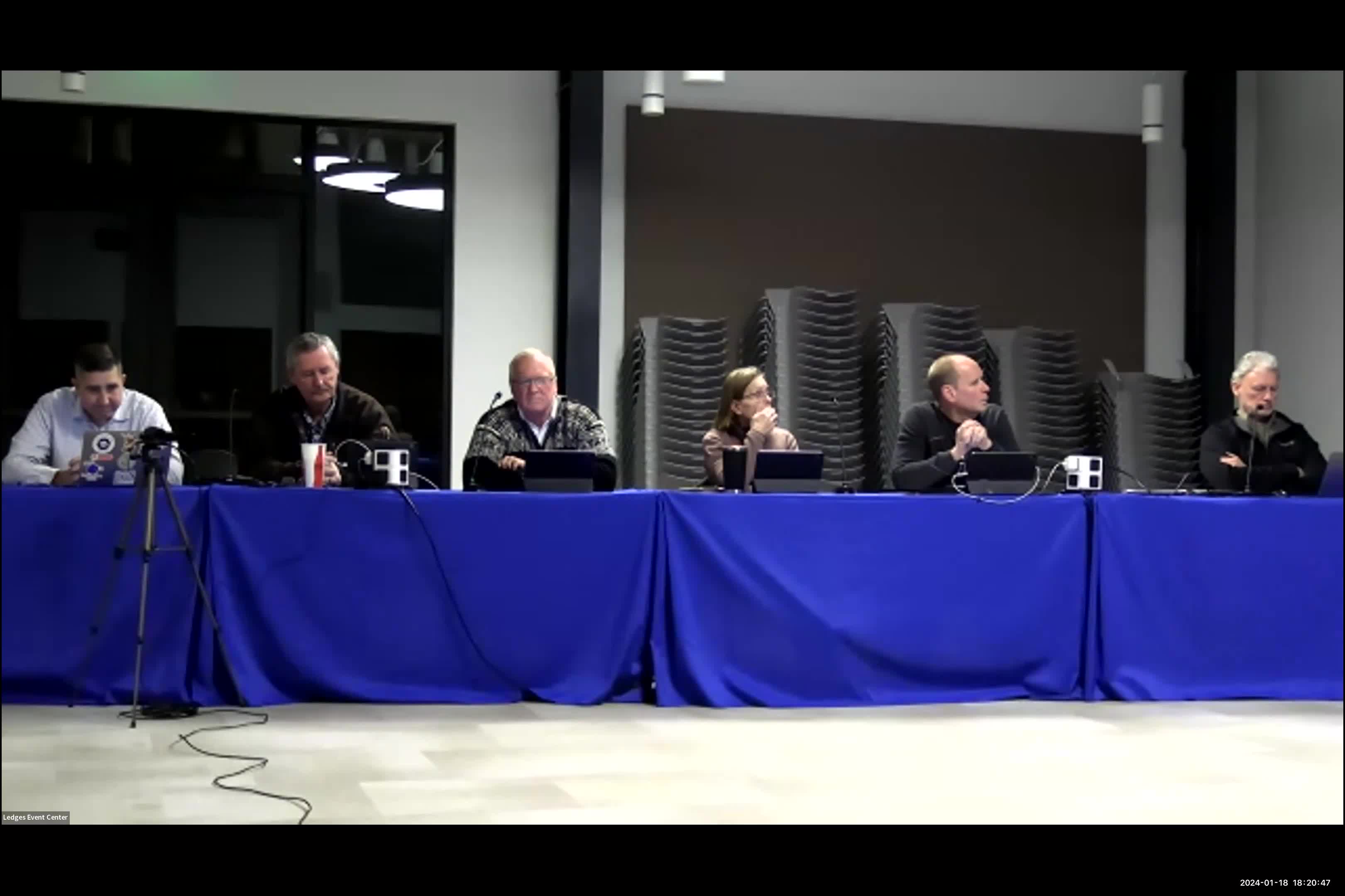 Planning Commission denies Fox Run North plat amendment amid HOA concerns