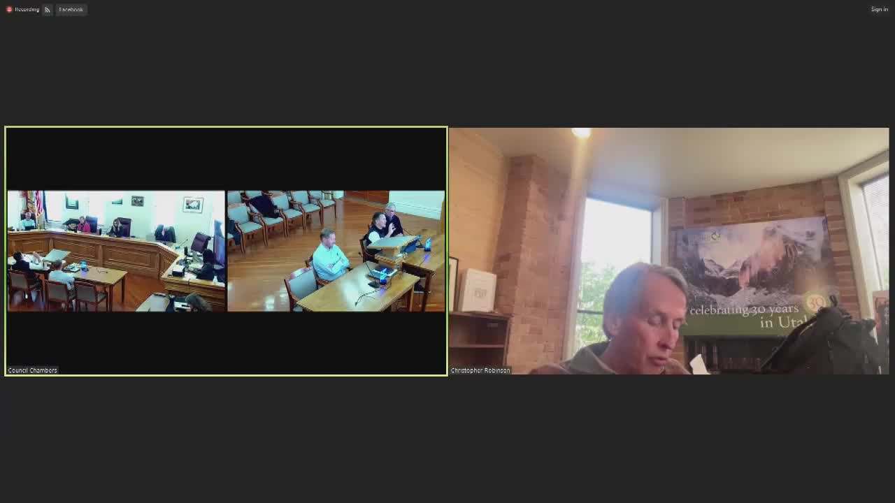 Project leaders discuss traffic and affordable housing solutions at Kimbell Junction meeting